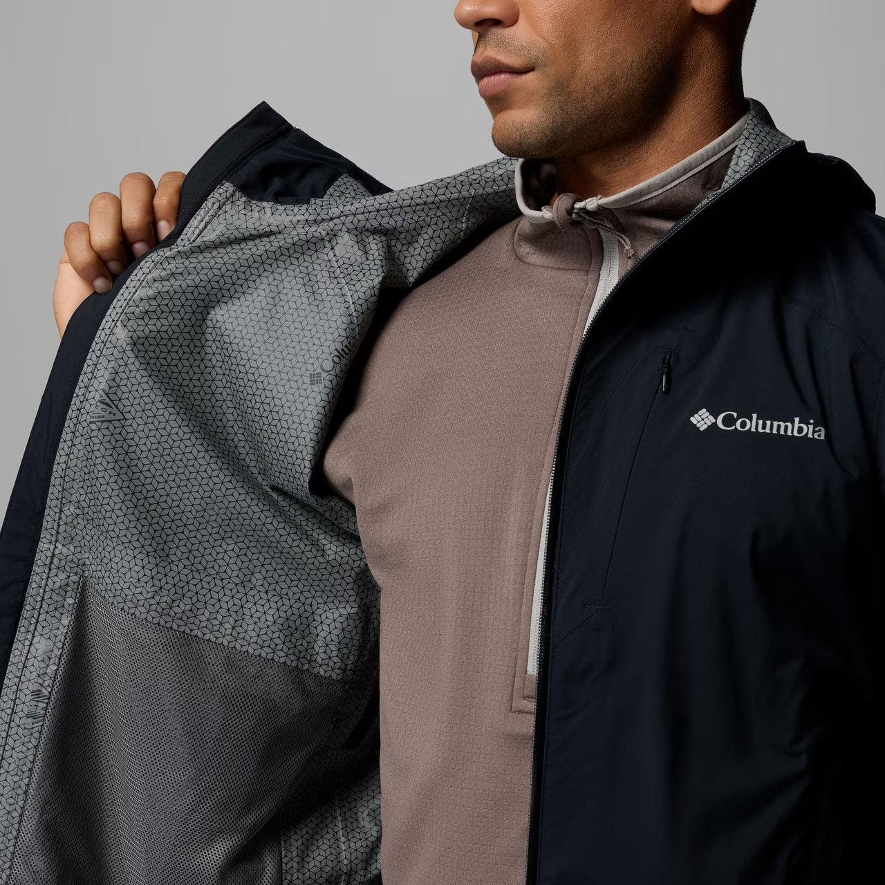 TRAILBORNE™ 2.5L PACKABLE WATERPROOF JACKET Black