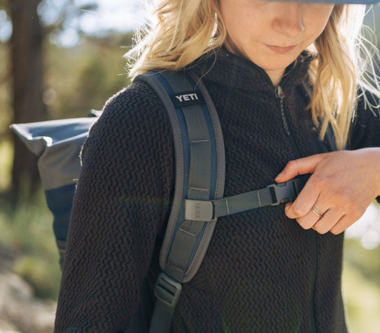 HOPPER® M12 BACKPACK COOLER Charcoal