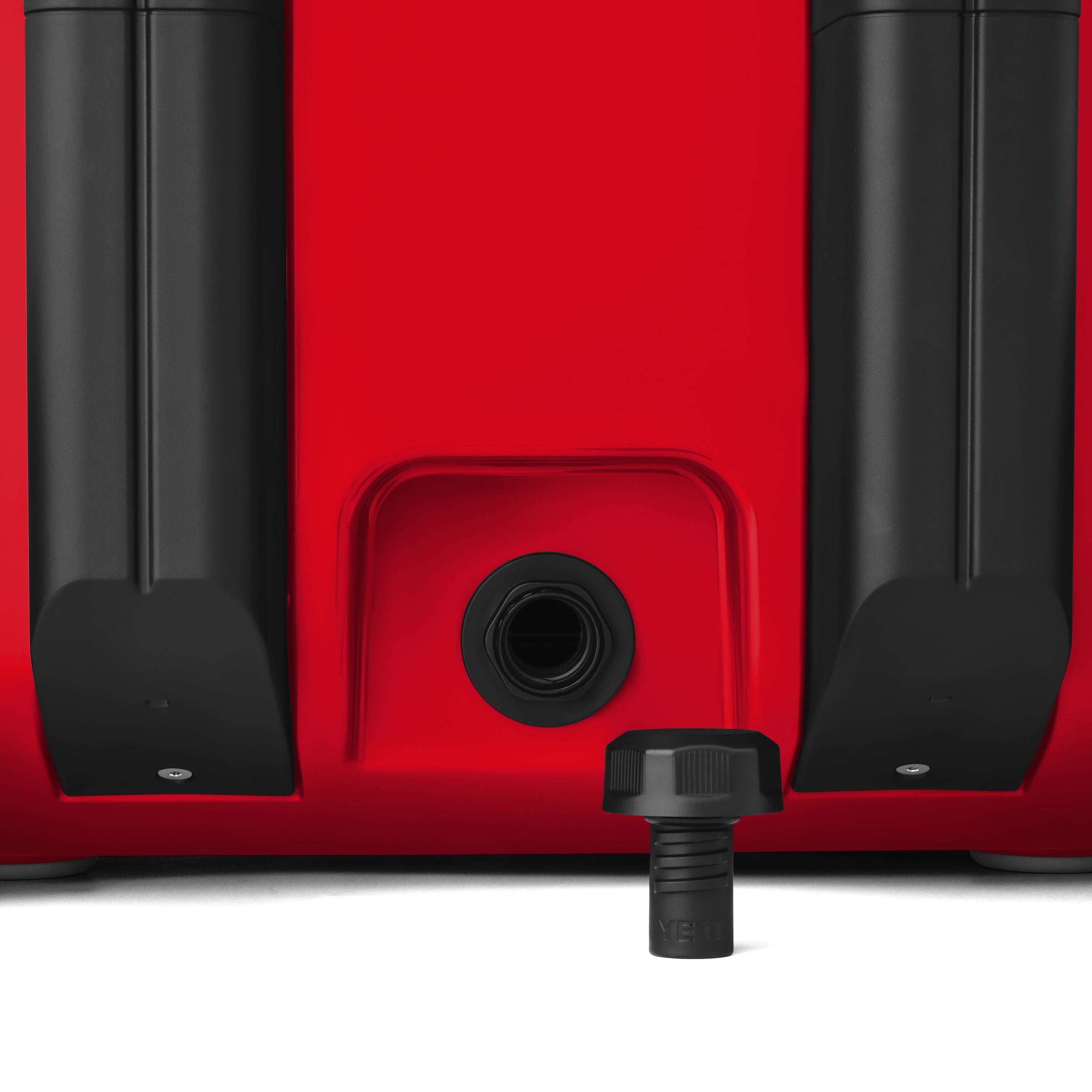 ROADIE® 32 WHEELED COOL BOX Rescue Red