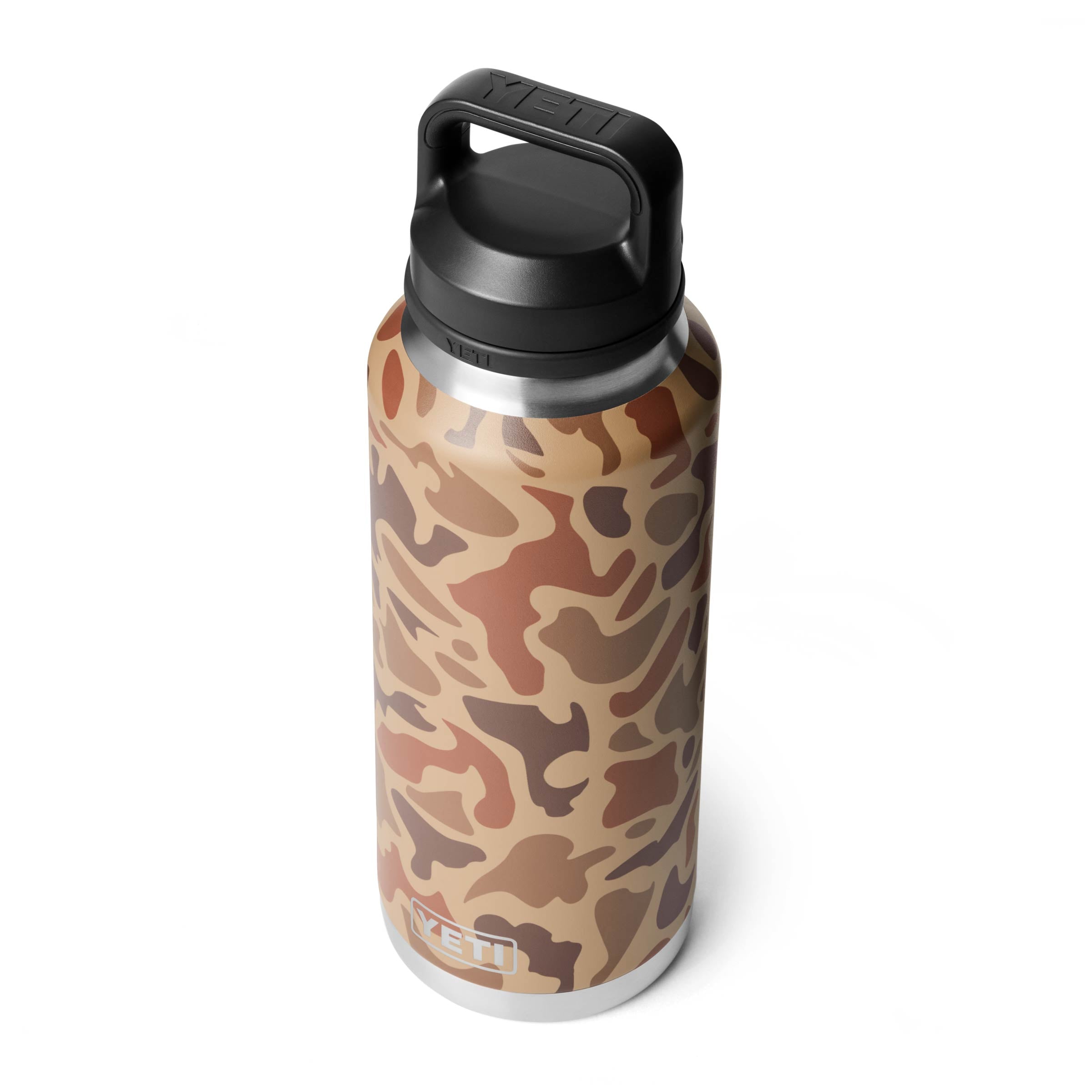 RAMBLER 46 OZ (1.4L) BOTTLE WITH CHUG CAP Wetlands Camo