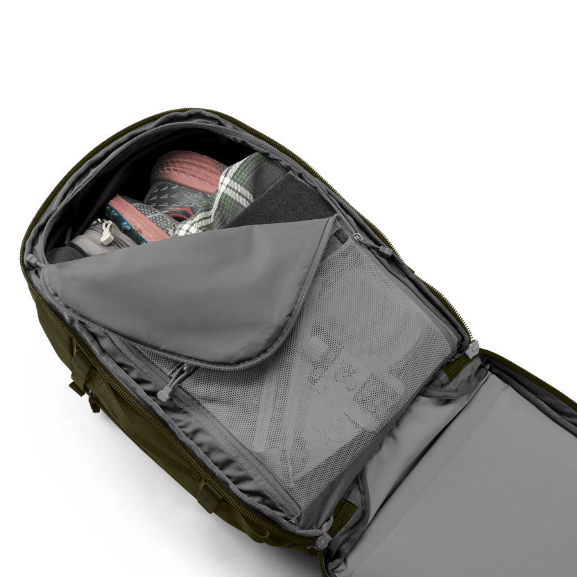 CROSSROADS® 35L BACKPACK Olive