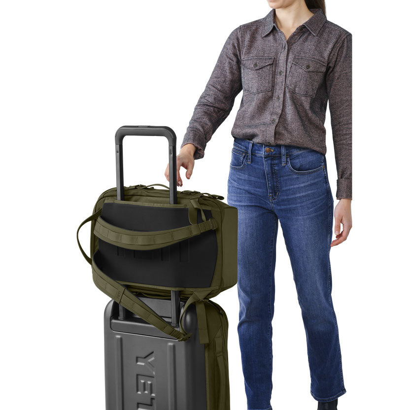 CROSSROADS® 22L BACKPACK Olive