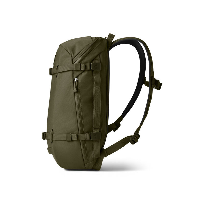 CROSSROADS® 22L BACKPACK Olive