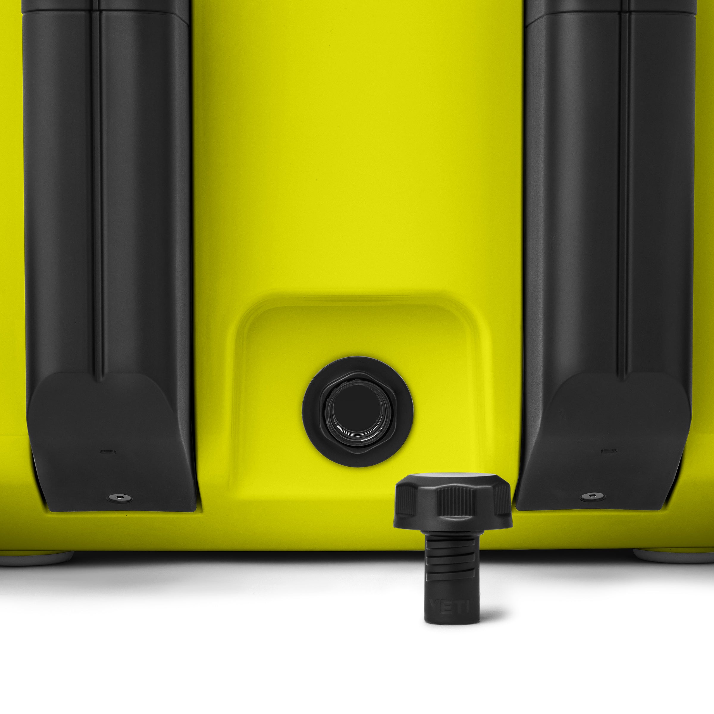 ROADIE® 32 WHEELED COOL BOX Firefly Yellow
