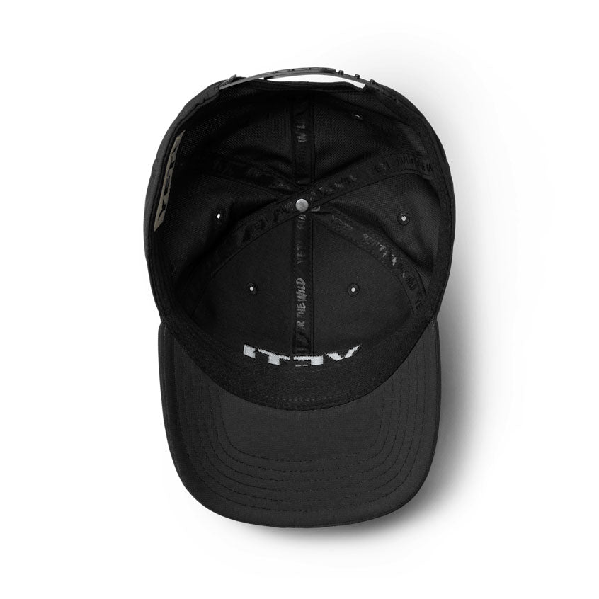 YETI LOGO PERFORMANCE CAP Black