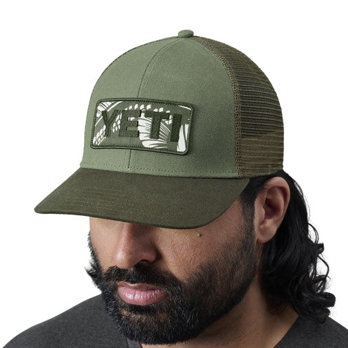 BASS BADGE TRUCKER HAT Olive